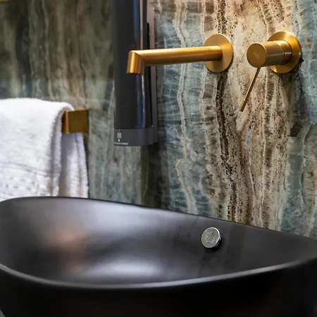 Ponte Vecchio Rooftop Terrace With Private Heated Jacuzzi شقة