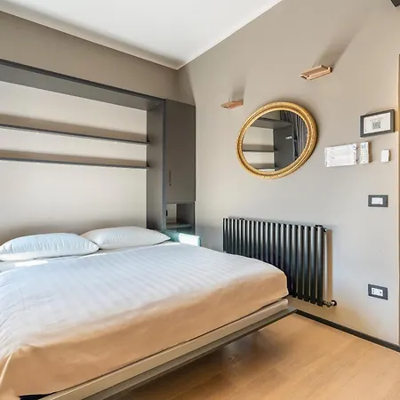 شقة Ponte Vecchio Rooftop Terrace With Private Heated Jacuzzi *