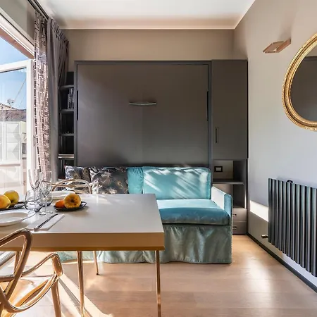 Ponte Vecchio Rooftop Terrace With Private Heated Jacuzzi شقة *